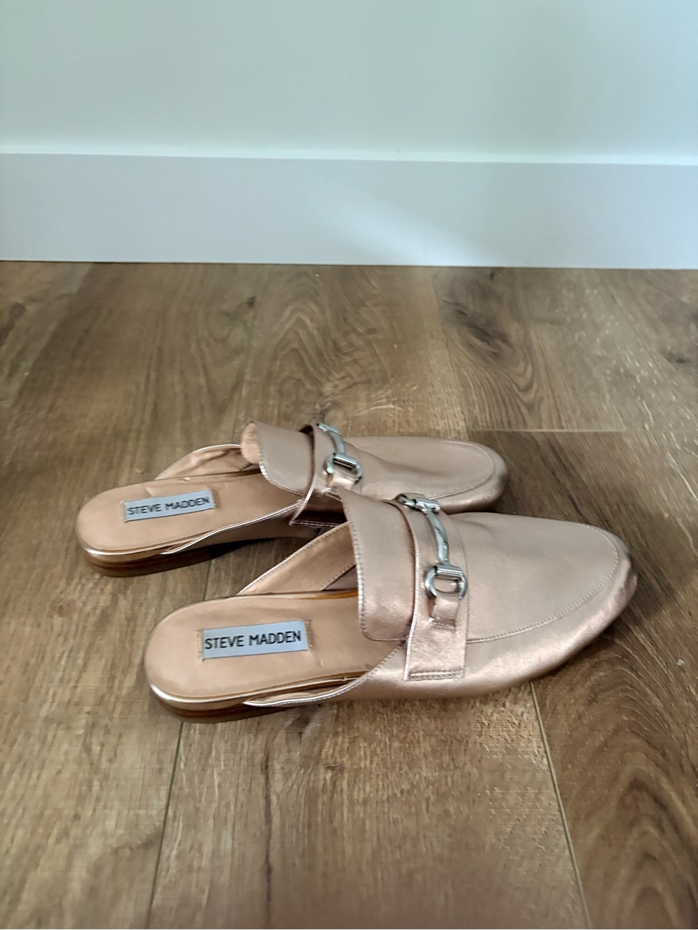 Steve Madden Kandi Women's Metallic Rose Gold Slip-On Mule Loafers. NEVER WORN!!
